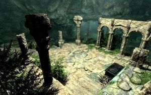 1200px-EN-Places-Grels Grave12.jpg